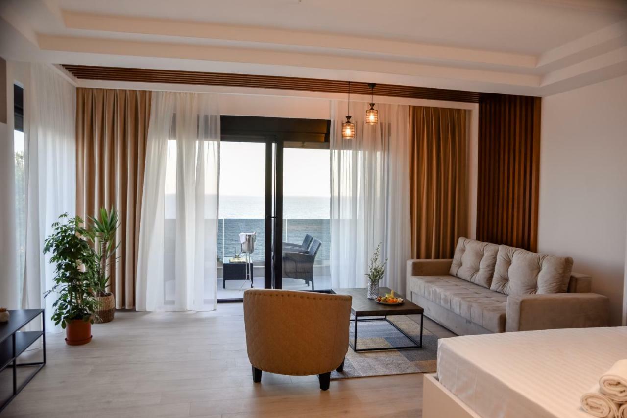 אולסינץ' Pino Boutique Hotel מראה חיצוני תמונה