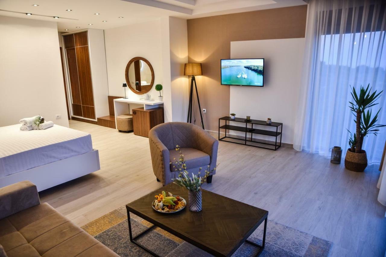 אולסינץ' Pino Boutique Hotel מראה חיצוני תמונה